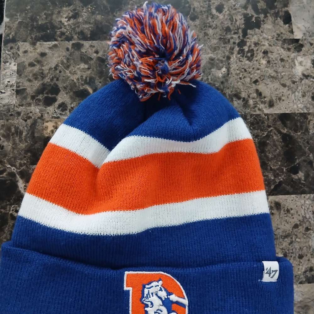 NFL Adult Denver Broncos Beanie with Pom Pom 47' - Picture 2 of 5